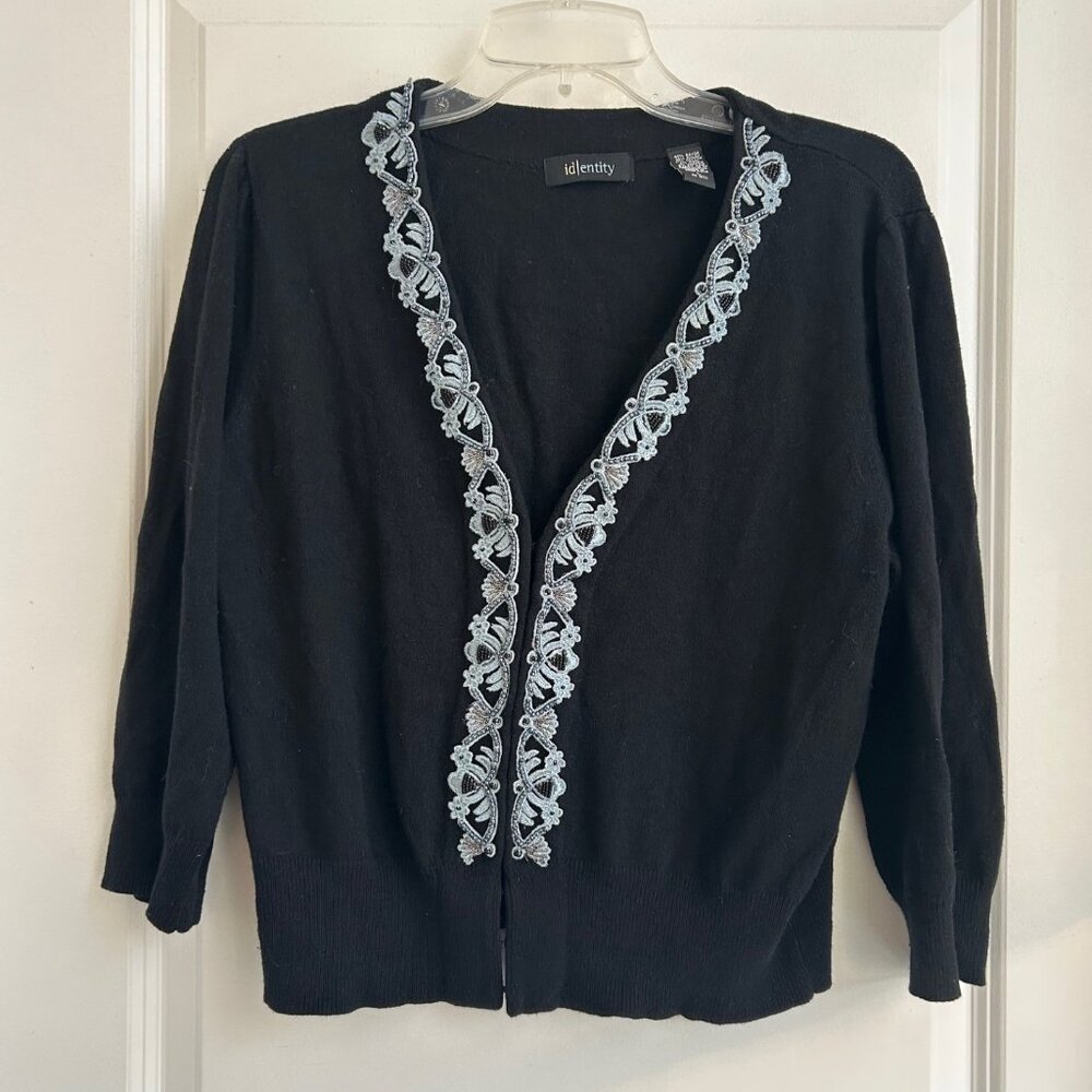 Identity Wool Blend Black Sweater Large lt blue applique cozy office book reader